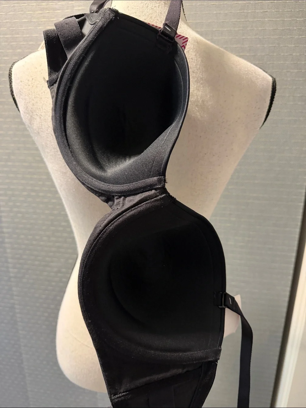 Maidenform Black 5-Way Convertible Bra
